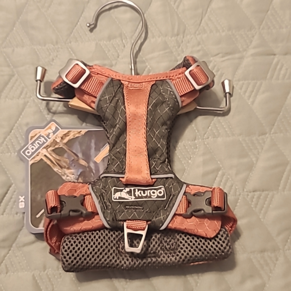 XS Kurgo dog harness Grey and dusty pink